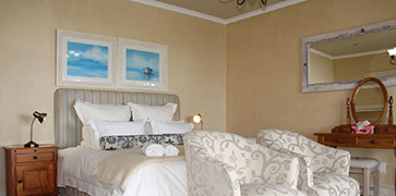 On the Cliffs Guest Hosue Hermanus Luxury Accommodation